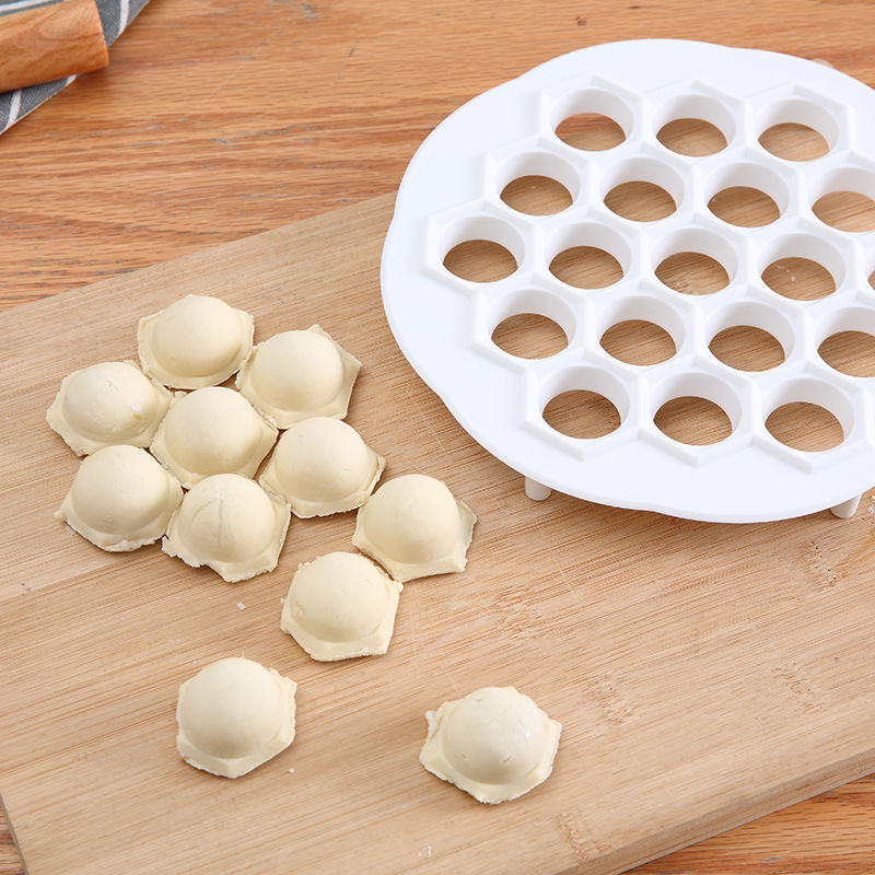 Kitchen Gadgets Dumpling Maker - Forma do pierogów 19 otworów, łatwa