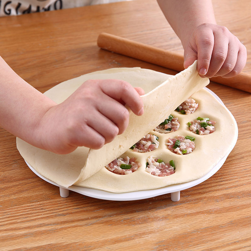 Forma do pierogów 19 otworów,  – Kitchen Gadgets Dumpling Maker recenzja i cena